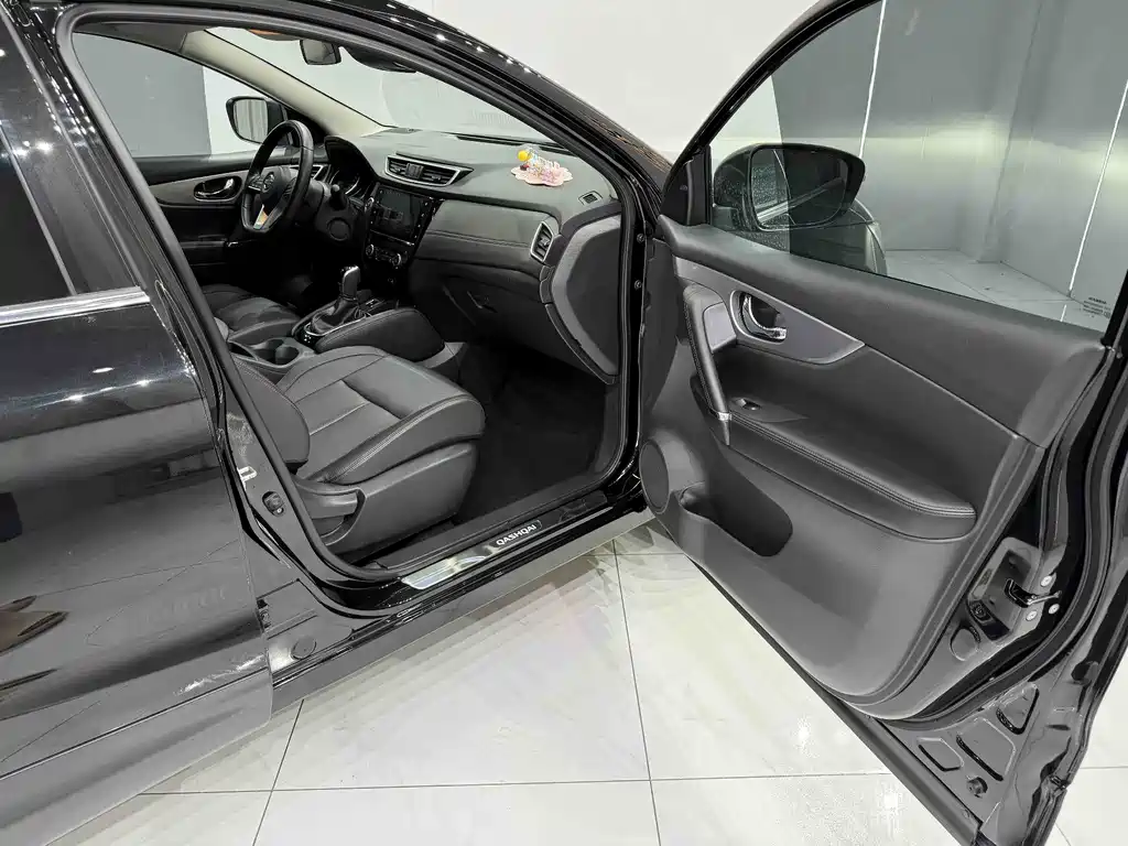 Nissan Qashqai 2023 — фото 11