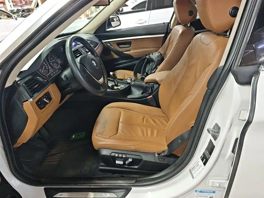 BMW 3 Series GT 2016 — фото 15
