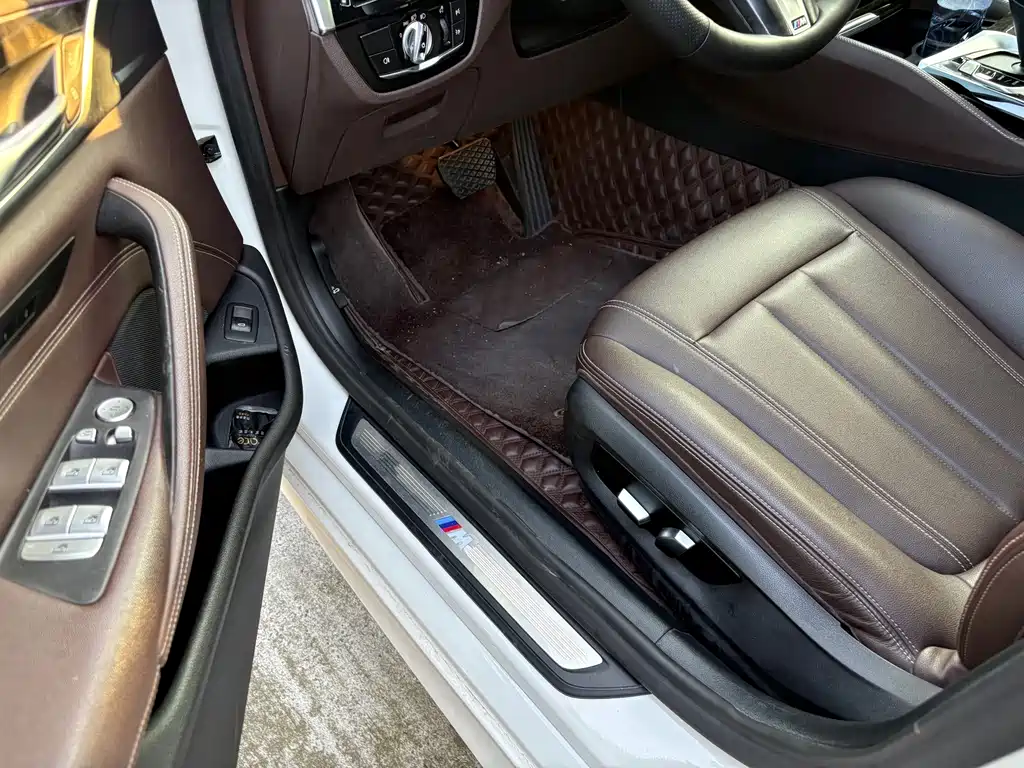 BMW 5 Series 2020