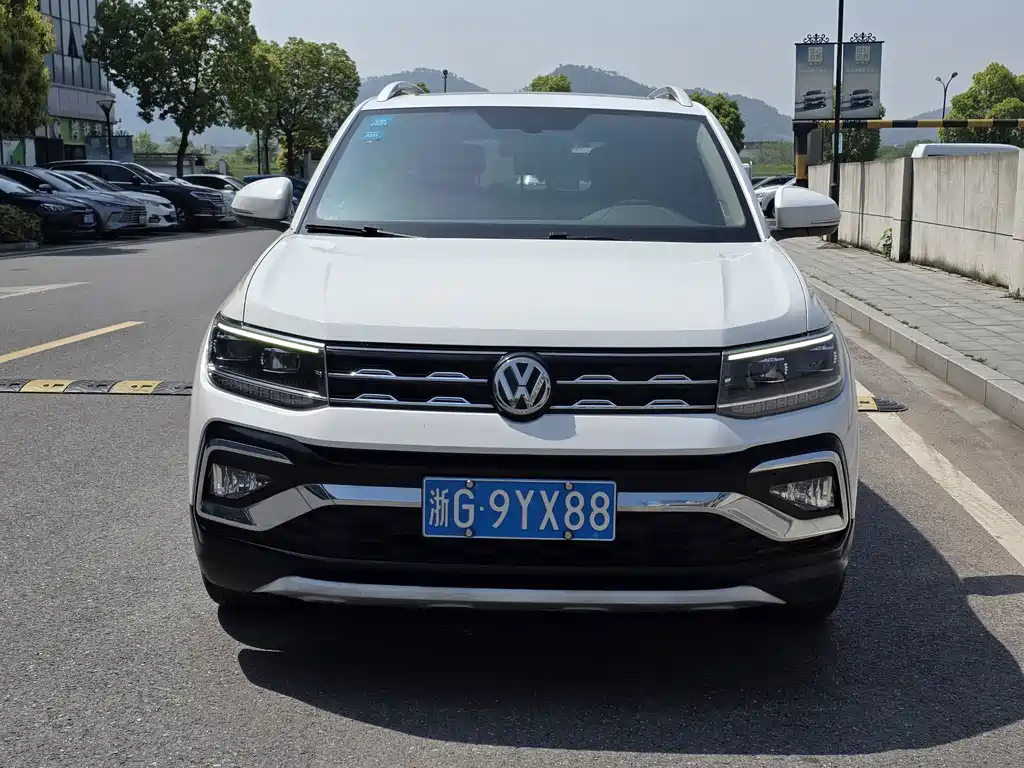 Volkswagen T-Cross 2019 — фото 2