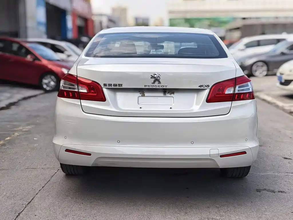 Peugeot 408 2015 — фото 15
