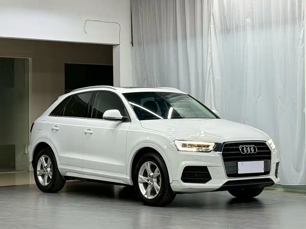 Audi Q3 2018 — фото 6