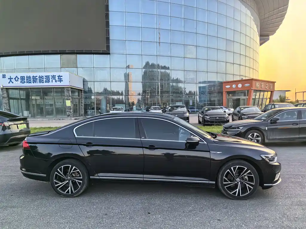 Volkswagen Magotan 2021
