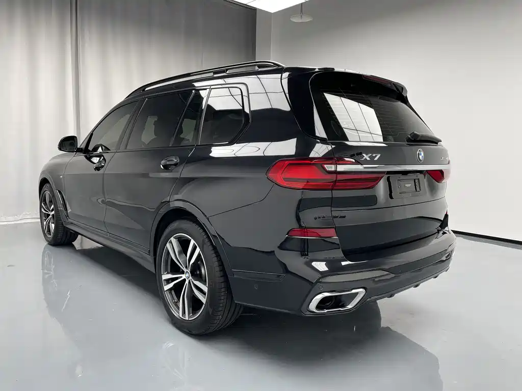 BMW X7 2021 — фото 15