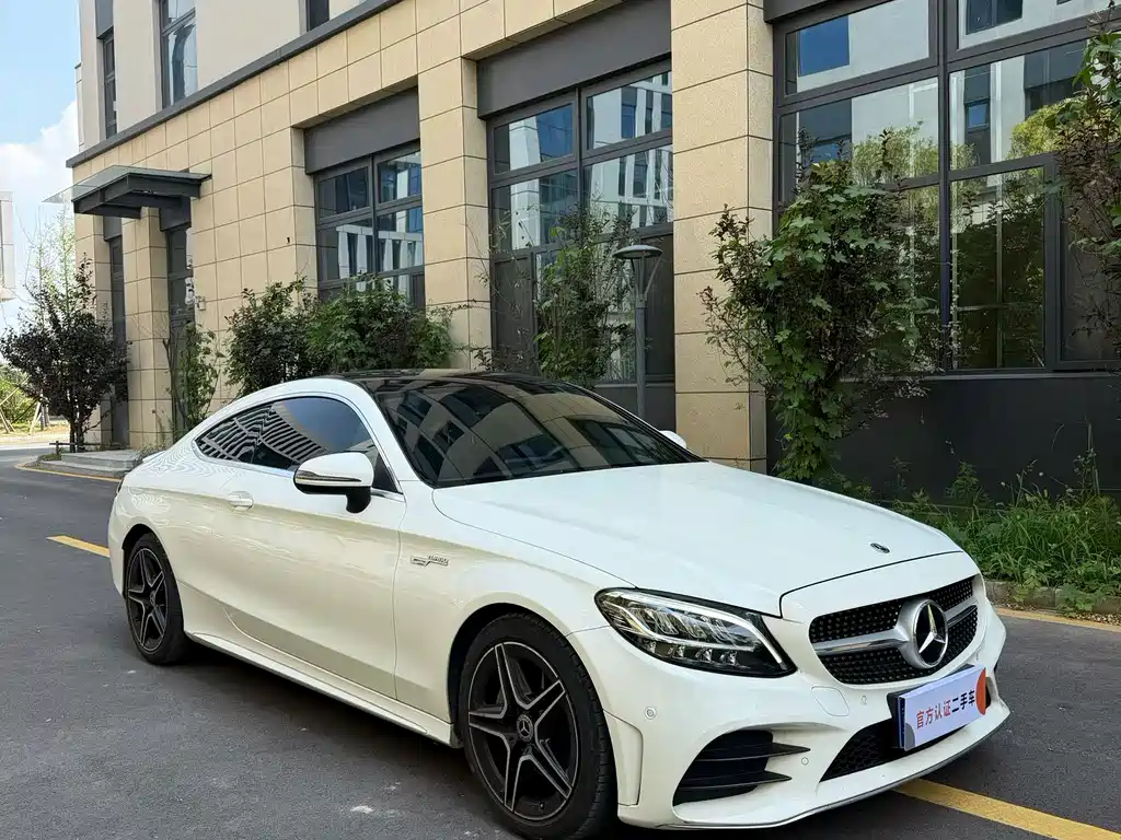 Mercedes-Benz C-Class 2019