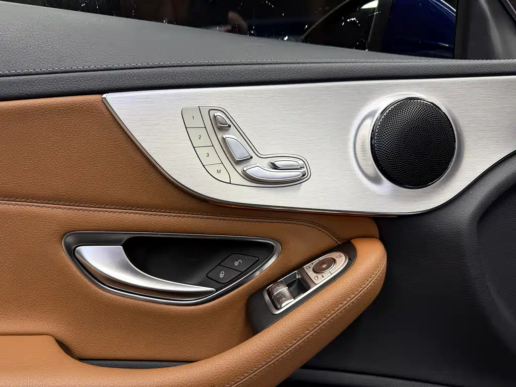 Mercedes-Benz C-Class 2018 — фото 20