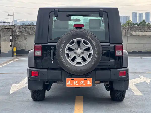 Jeep Wrangler 2011