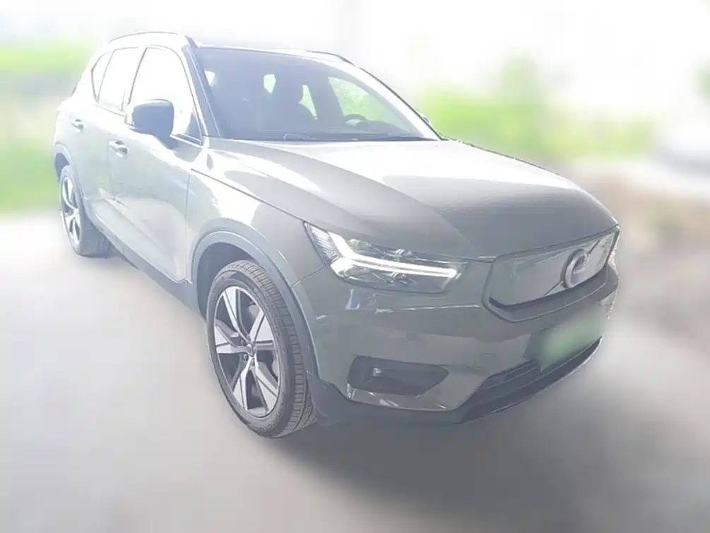 Volvo XC40 New Energy 2021 — фото 14