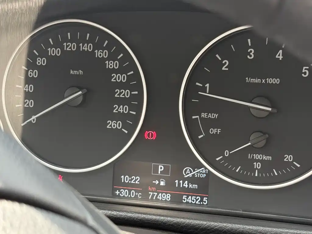 BMW 3 Series 2016 — фото 11
