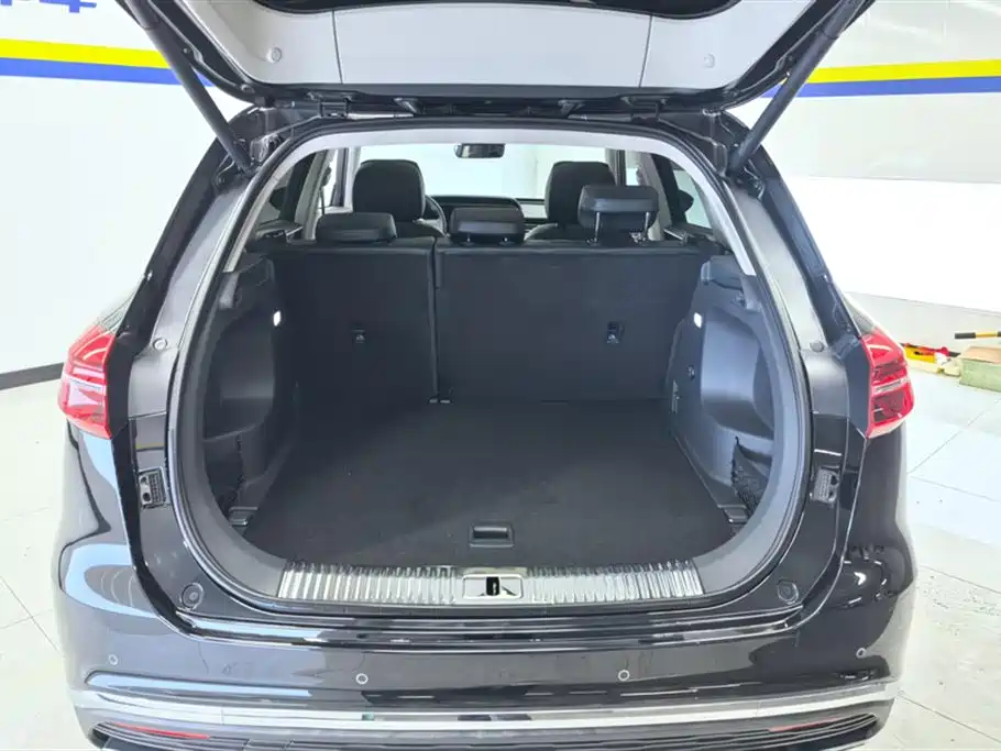 Hongqi HS5 2021