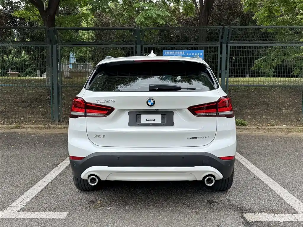 BMW X1 2021 — фото 11