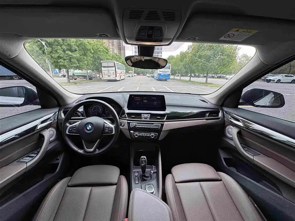 BMW X1 2021 — фото 13
