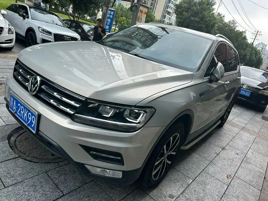 Volkswagen Tiguan L 2017