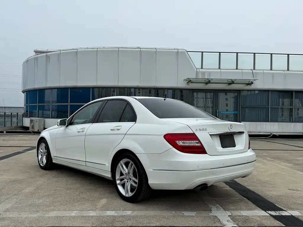 Mercedes-Benz C-Class 2013 — фото 11