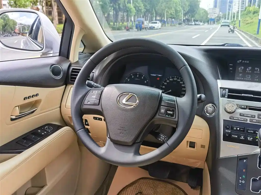 Lexus RX Classic 2012 — фото 12