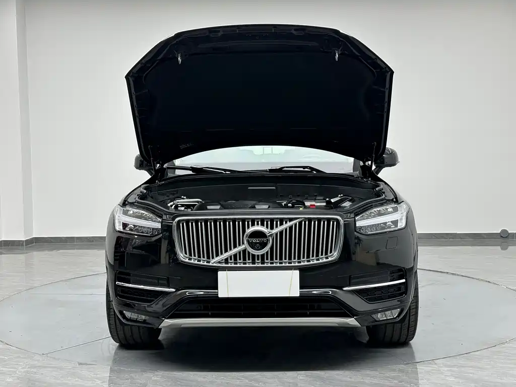 Volvo XC90 2016 — фото 27