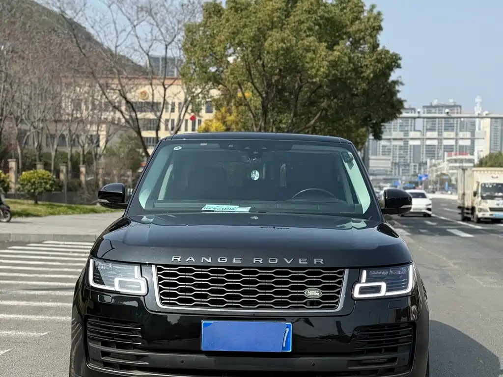 Land Rover Range Rover 2019 — фото 2