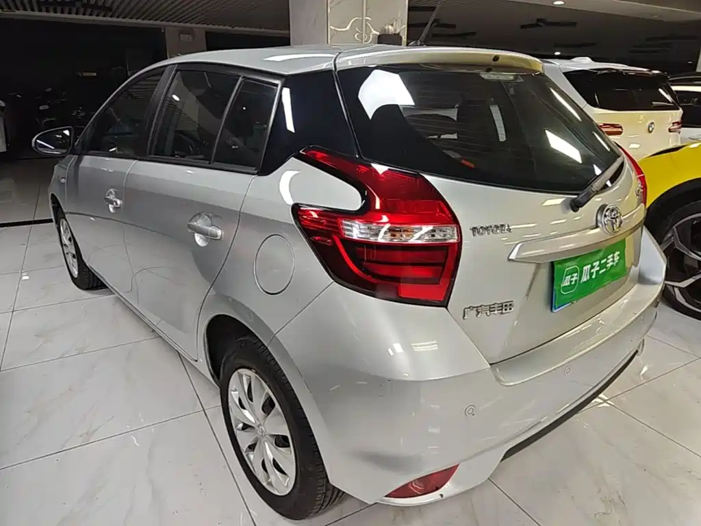 Toyota Yaris L 2020