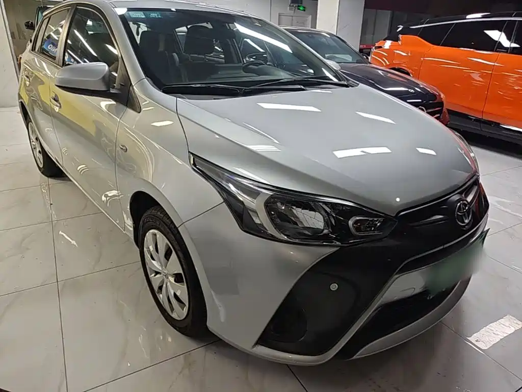 Toyota Yaris L 2020