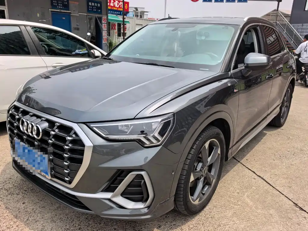 Audi Q3 2022