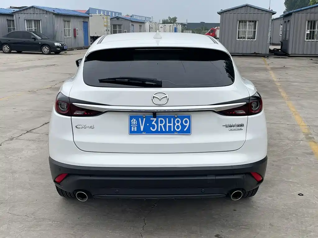 Mazda CX-4 2023
