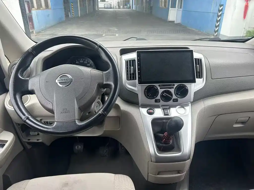 Nissan NV200 2014