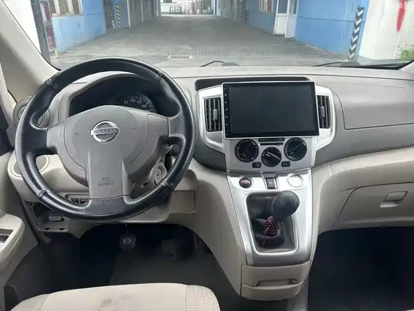 Nissan NV200 2014