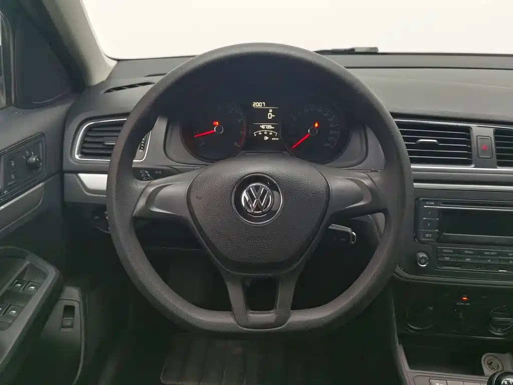 Volkswagen Lavida 2018 — фото 11