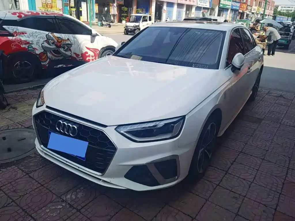 Audi A4L 2021