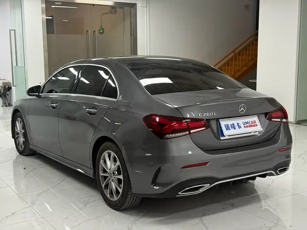 Mercedes-Benz A-Class 2022 — фото 4