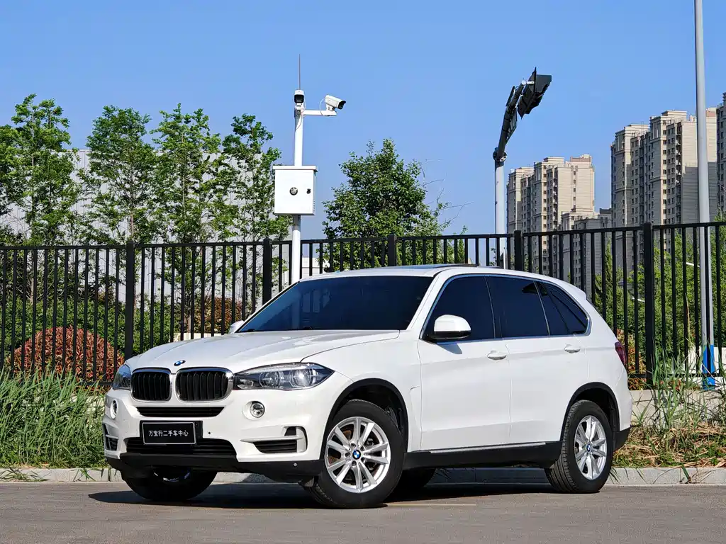 BMW X5 2018 — фото 2