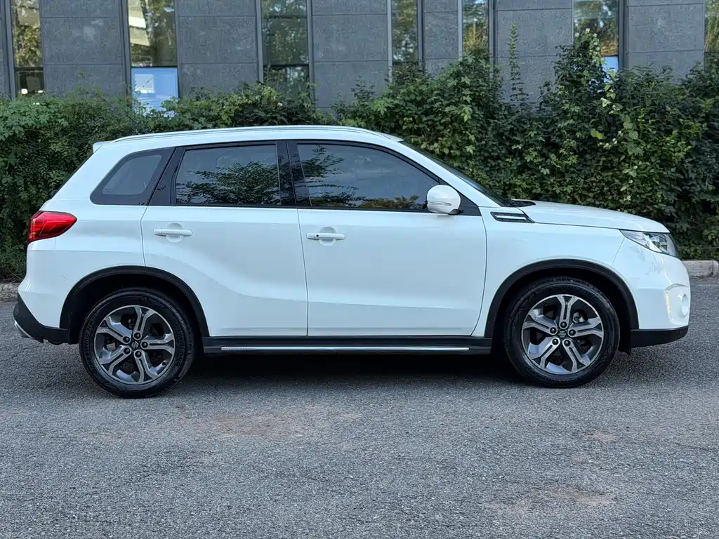 Suzuki Vitara 2016 — фото 4