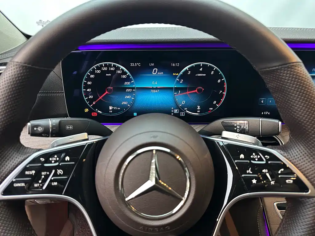 Mercedes-Benz E-Class 2023