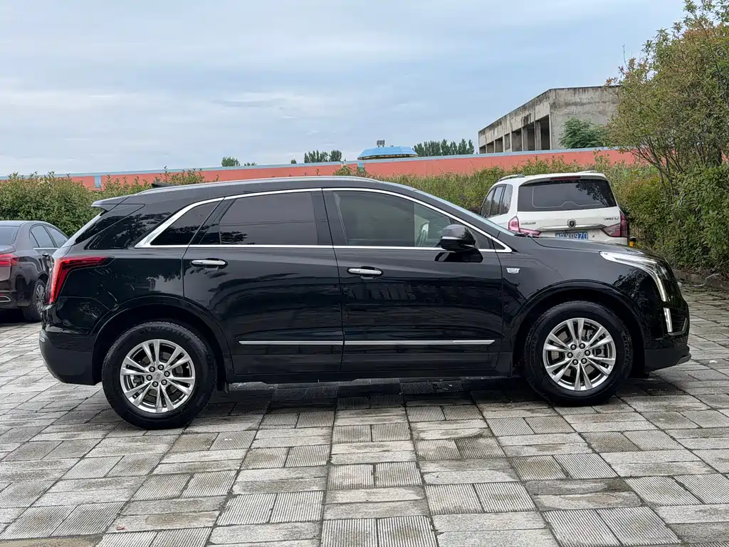 Cadillac XT5 2023 — фото 10