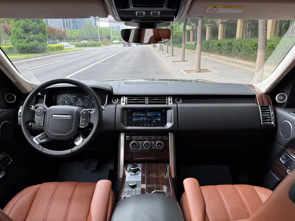 Land Rover Range Rover 2017 — фото 8