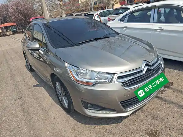 Citroën C4L 2015