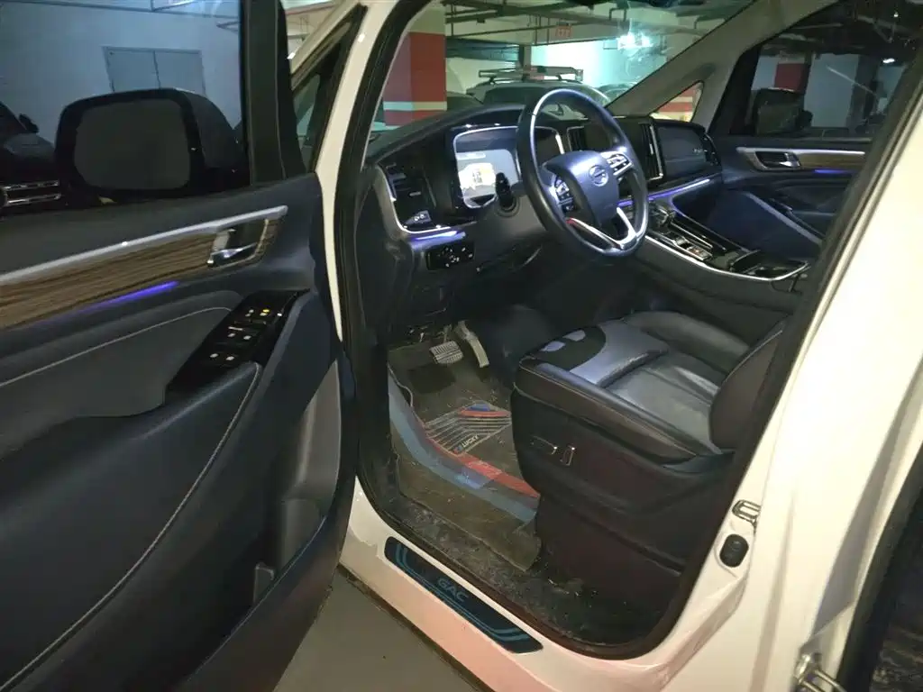 GAC Motor Trumpchi M8 2022 — фото 14
