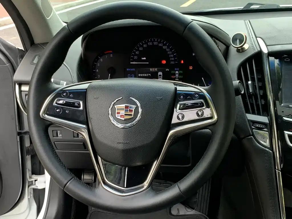 Cadillac ATS-L 2016 — фото 13