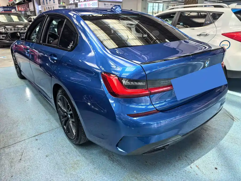 BMW 3 Series 2020 — фото 10
