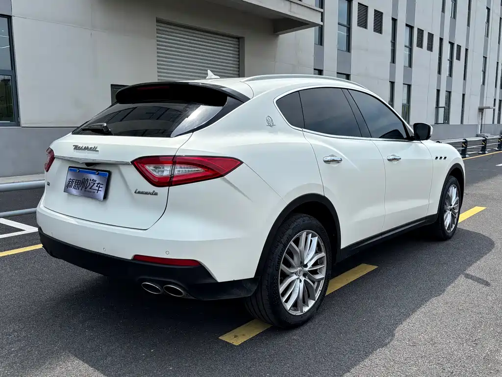 Maserati Levante 2019 — фото 5