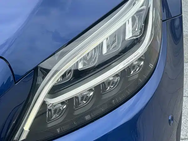 Mercedes-Benz C-Class 2020