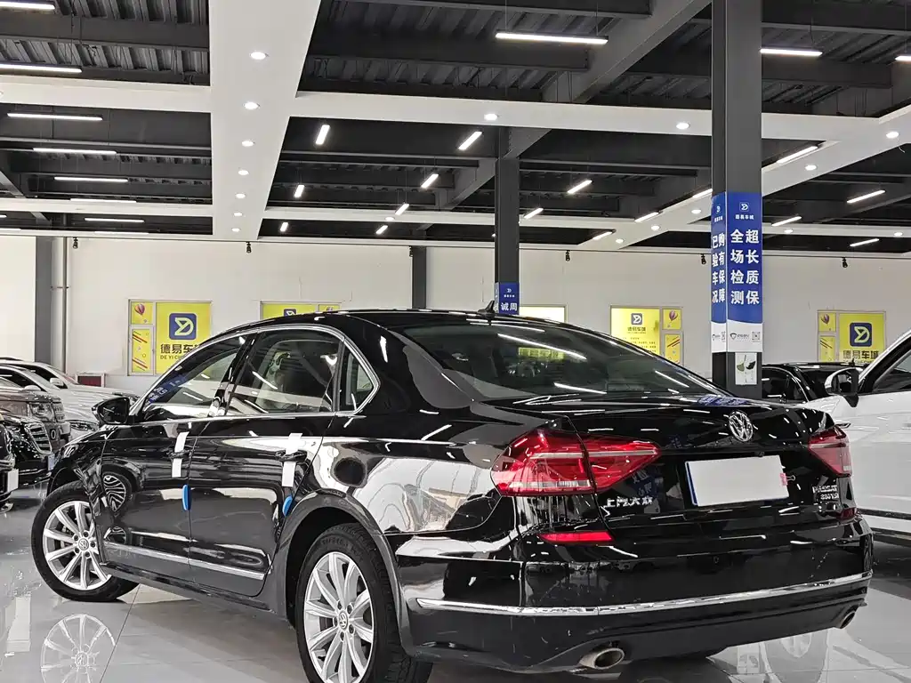 Volkswagen Passat 2019 — фото 9