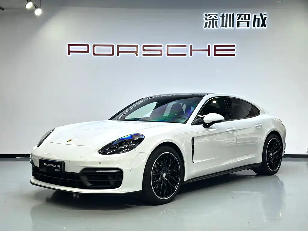 Porsche Panamera 2021 — фото 1