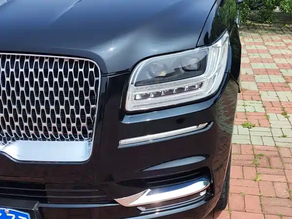 Lincoln Navigator 2021