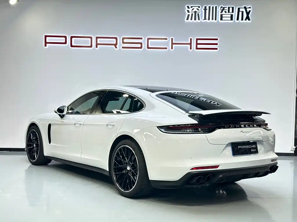 Porsche Panamera 2021 — фото 9
