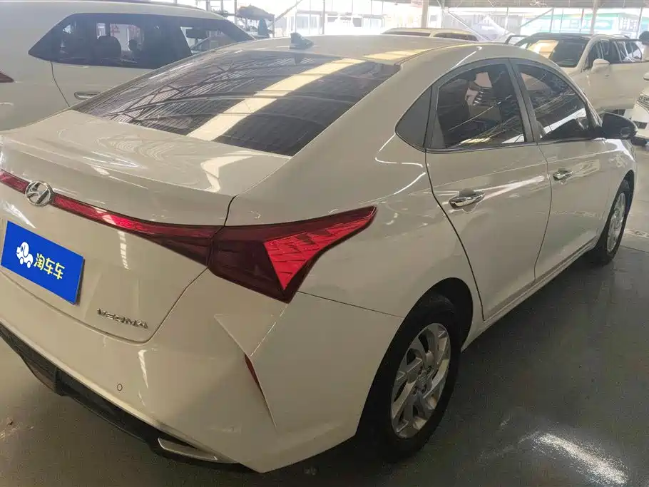 Hyundai Verna 2021 — фото 3