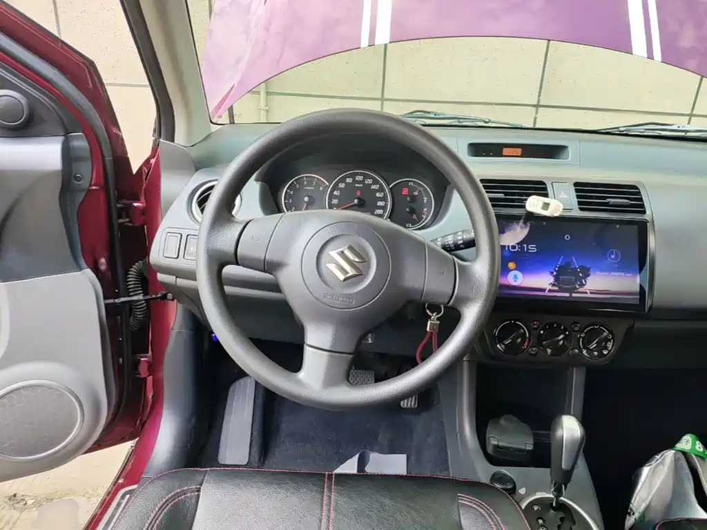 Suzuki Swift 2018 — фото 11
