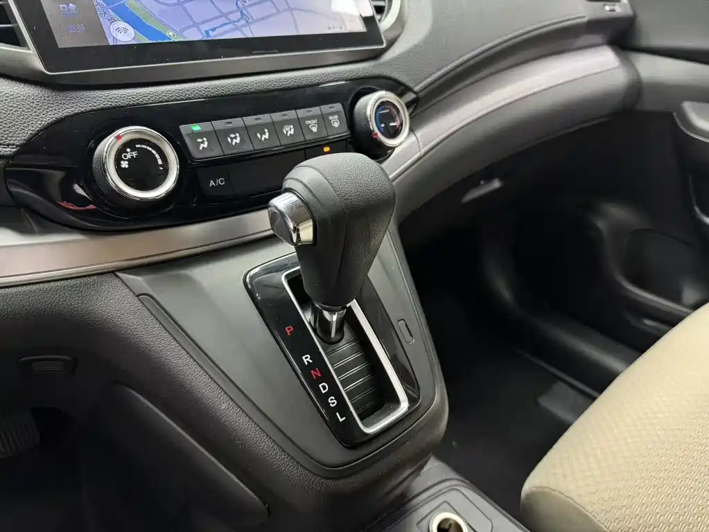 Honda CR-V 2017 — фото 12