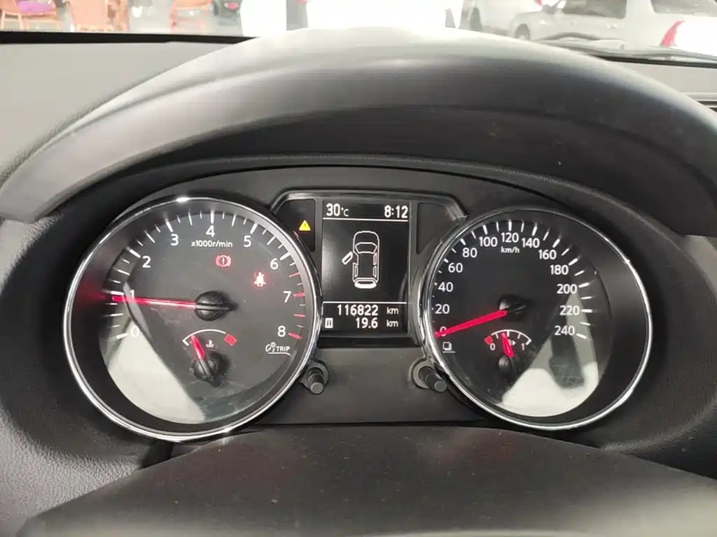 Nissan Qashqai 2015 — фото 12
