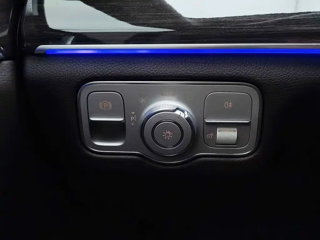 Mercedes-Benz GLE 2020 — фото 21